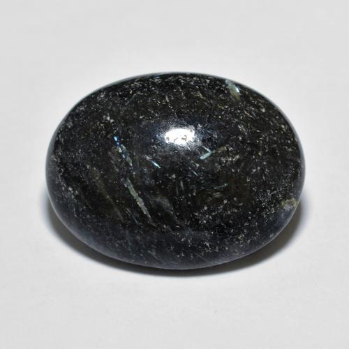Nuummite Nero con scintillio blu naturale da 10.56 ct, Taglio ovale, Opaco