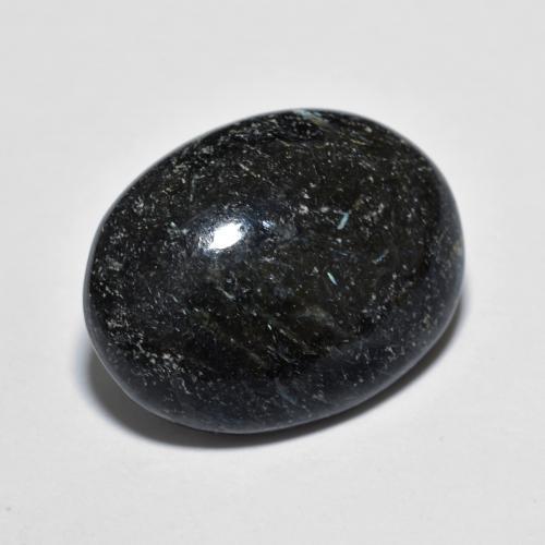 Nuummite Nero con scintillio blu naturale da 10.56 ct, Taglio ovale, Opaco