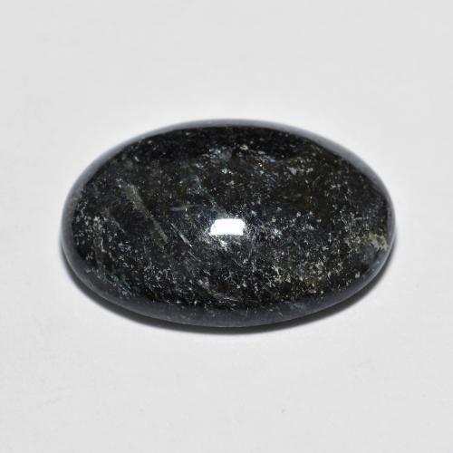 Nuummite Nero con scintillio blu naturale da 10.56 ct, Taglio ovale, Opaco