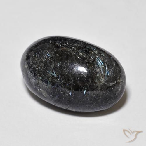 Nuummite Nero con scintillio blu naturale da 13.23 ct, Ovale, Opaco