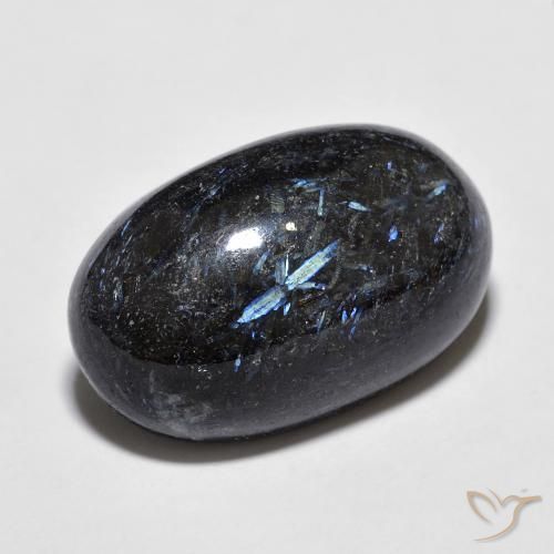 Nuummite Nero con scintillio blu naturale da 16.43 ct, Ovale, Opaco