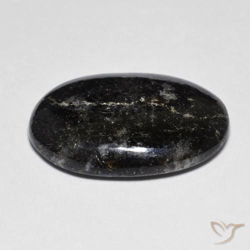 Nuummite Nero con scintillio blu naturale da 13.80 ct, Ovale, Opaco