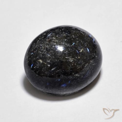Nuummite Nero con scintillio blu naturale da 6.95 ct, Ovale, Opaco