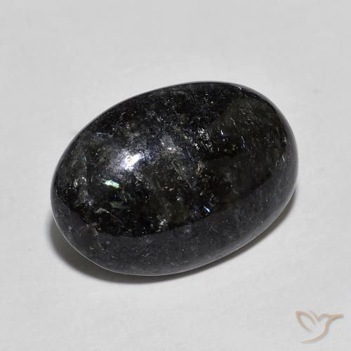 Nuummite Nero con scintillio blu naturale da 9.38 ct, Ovale, Opaco