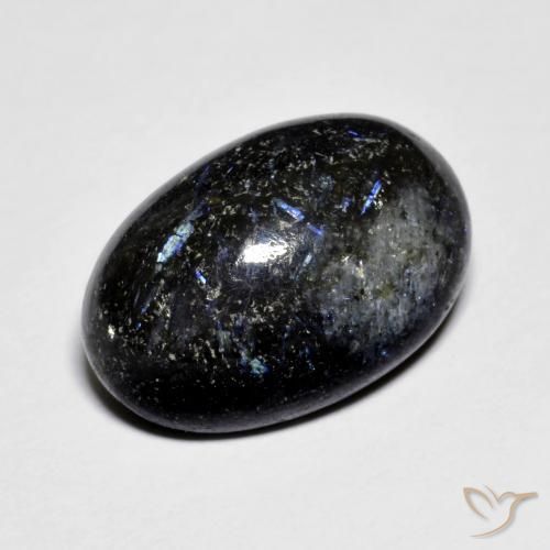 Nuummite Nero con scintillio blu naturale da 11.12 ct, Ovale, Opaco