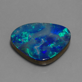 Doppietto di opale naturale multicolore da 9,48 ct, forma fantasia, opaco