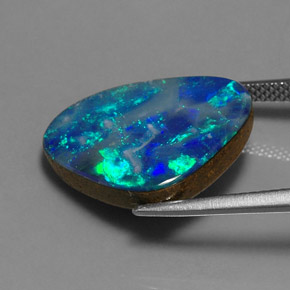Doppietto di opale naturale multicolore da 9,48 ct, forma fantasia, opaco