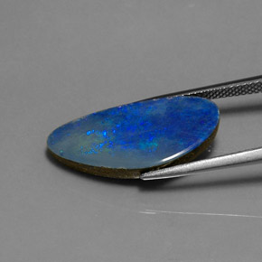 Doppietto di opale naturale multicolore da 8,35 ct, forma fantasia, opaco