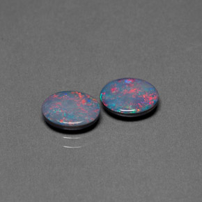 Doppietto di opale naturale multicolore da  ct, taglio ovale, opaco
