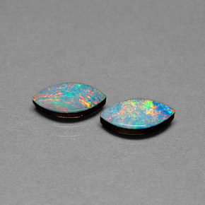 Doppietto di opale naturale multicolore da  ct, marchesa, opaco