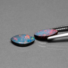 Doppietto di opale naturale multicolore da  ct, marchesa, opaco