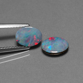 Doppietto di opale naturale multicolore da  ct, taglio ovale, opaco