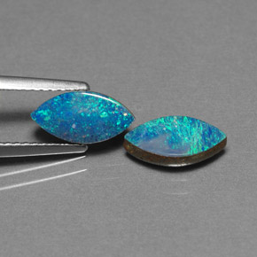 Doppietto di opale naturale multicolore da  ct, marchesa, opaco