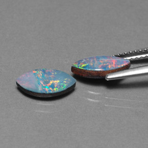 Doppietto di opale naturale multicolore da  ct, marchesa, opaco