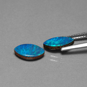 Doppietto di opale naturale multicolore da  ct, marchesa, opaco