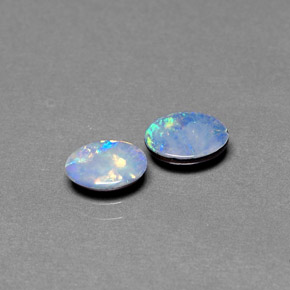 Doppietto di opale naturale multicolore da  ct, taglio ovale, opaco