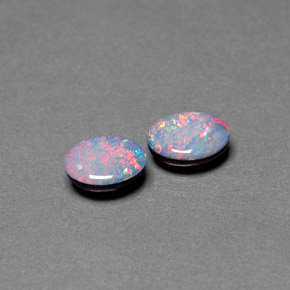 Doppietto di opale naturale multicolore da  ct, taglio ovale, opaco