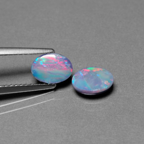 Doppietto di opale naturale multicolore da  ct, taglio ovale, opaco