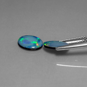 Doppietto di opale naturale multicolore da  ct, taglio ovale, opaco