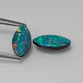 Doppietto di opale naturale multicolore da  ct, marchesa, opaco
