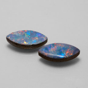 Doppietto di opale naturale multicolore da  ct, marchesa, opaco