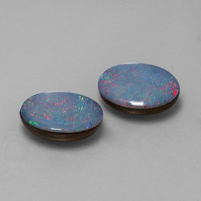 Doppietto di opale naturale multicolore da  ct, taglio ovale, opaco