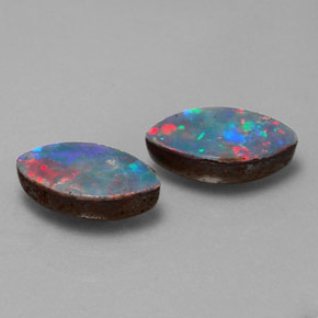 Doppietto di opale naturale multicolore da  ct, marchesa, opaco