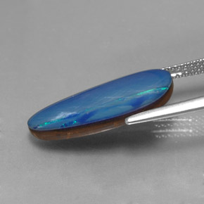 Doppietto di opale naturale multicolore da 4,42 ct, forma fantasia, opaco