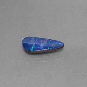 Doppietto di opale naturale multicolore da 2,95 ct, forma fantasia, opaco