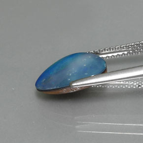 Doppietto di opale naturale multicolore da 1,62 ct, forma fantasia, opaco