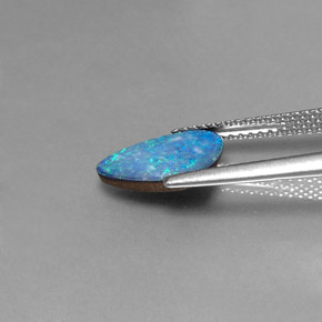 Doppietto di opale naturale multicolore da 1,29 ct, forma fantasia, opaco