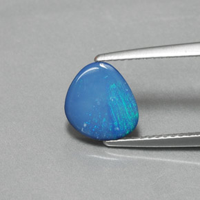 Doppietto di opale naturale multicolore da 1,06 ct, forma fantasia, opaco