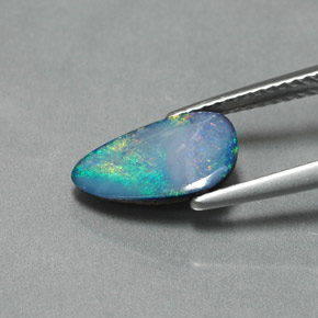 Doppietto di opale naturale multicolore da 1,39 ct, forma fantasia, opaco