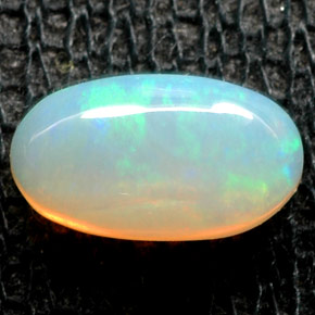 Opale naturale multicolore da 0,63 ct, trasparente, trasparente/traslucido