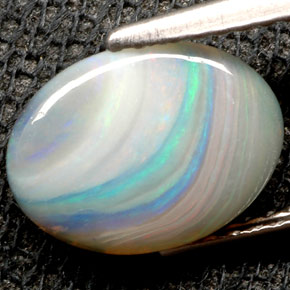 Opale naturale multicolore da 1,32 ct, taglio ovale, opaco