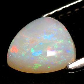 Opale naturale multicolore da 0,68 ct, trasparente, trasparente/traslucido