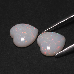 Opale naturale multicolore da  ct, a forma di cuore, opaco