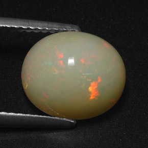 Opale naturale multicolore da 2,99 ct, taglio ovale, traslucido