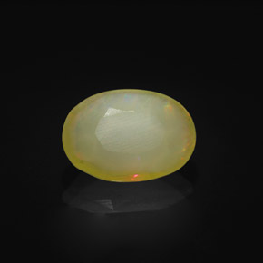 Opale naturale multicolore da 1,52 ct, taglio ovale, traslucido