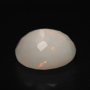Opale naturale multicolore da 3,14 ct, taglio ovale, traslucido