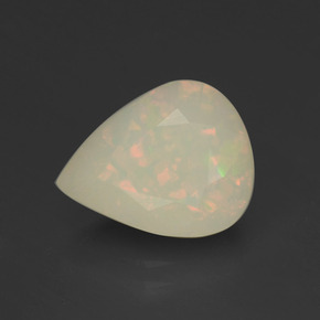 Opale naturale multicolore da 2,85 ct, taglio a pera, traslucido
