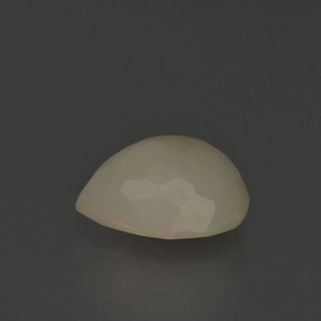 Opale naturale multicolore da 2,58 ct, taglio a pera, traslucido