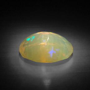 Opale naturale multicolore da 3,16 ct, taglio ovale, trasparente