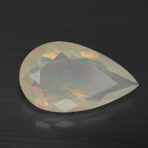 Opale naturale multicolore da 2,84 ct, taglio a pera, trasparente