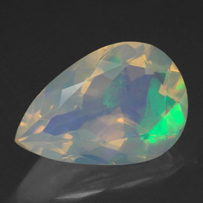 Opale naturale multicolore da 2,80 ct, taglio a pera, trasparente