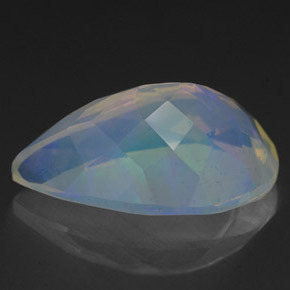 Opale naturale multicolore da 2,80 ct, taglio a pera, trasparente