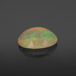 Opale naturale multicolore da 0,66 ct, trasparente, trasparente/traslucido