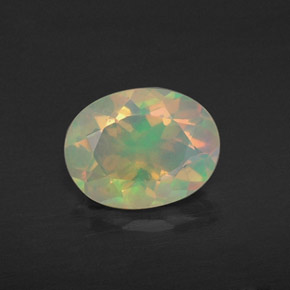 Opale naturale multicolore da 0,73 ct, taglio ovale, traslucido