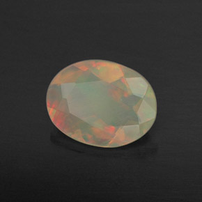 Opale naturale multicolore da 0,69 ct, trasparente, trasparente/traslucido