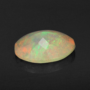 Opale naturale multicolore da 0,66 ct, trasparente, trasparente/traslucido